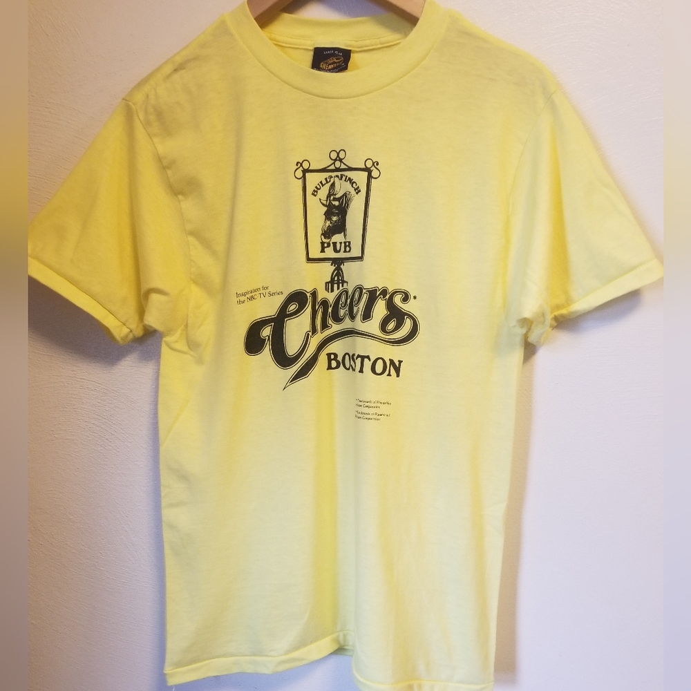 1980s Sneakers Single Stitch| vintage 80s Cheers Boston T Shirt | Large 42-44